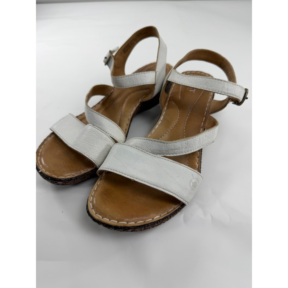 Born F65601 White Leather Strappy Wedge Sandals Womens 9M Buckle Comfort Shoes